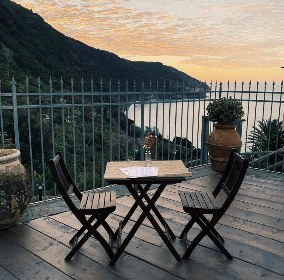 Locanda Il Carugio กอร์นิญา ภายนอก รูปภาพ